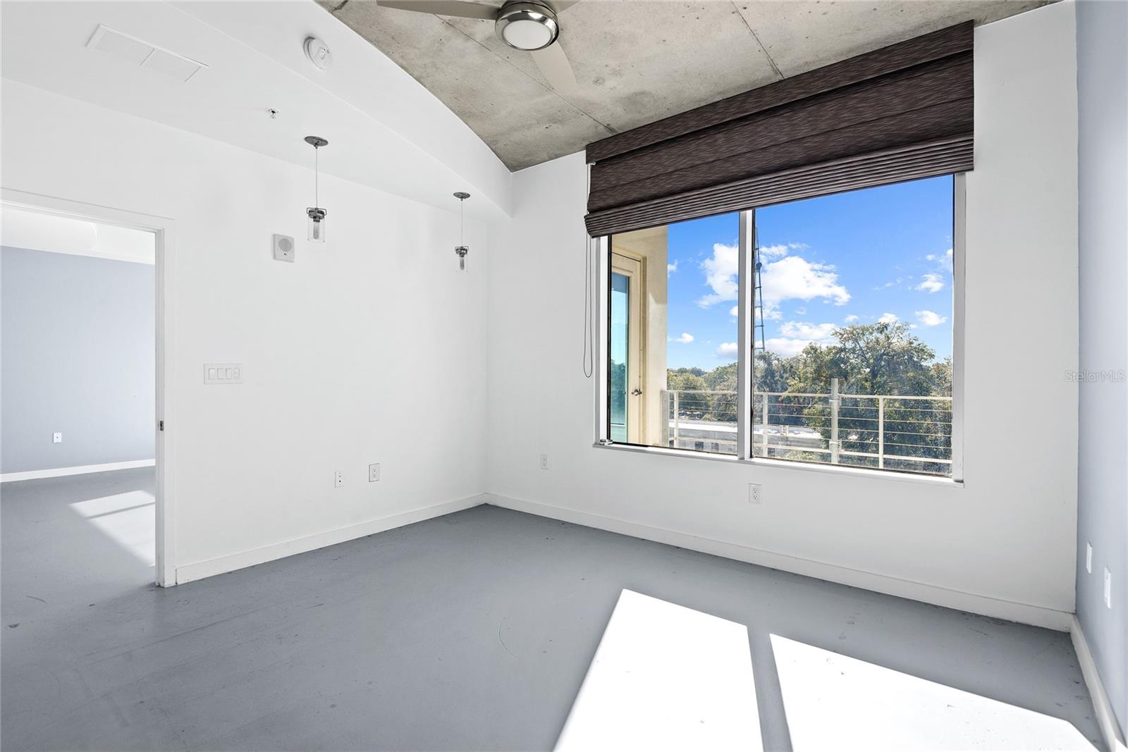 525 E Jackson St #506