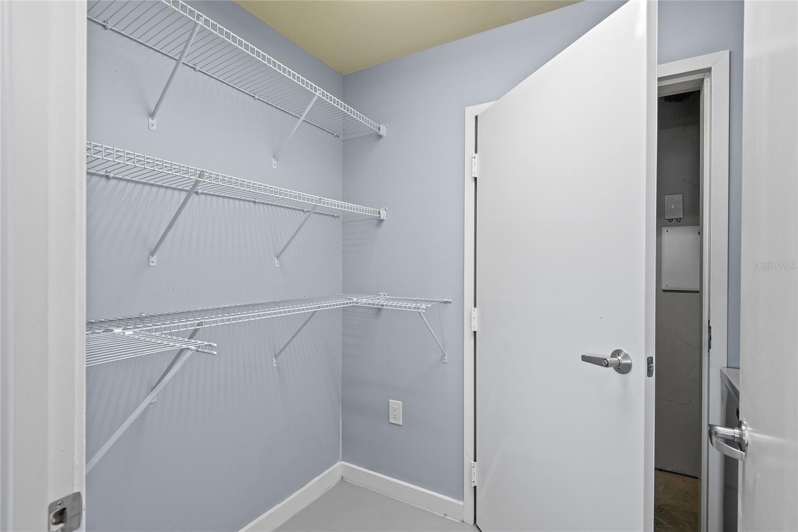 525 E Jackson St #506