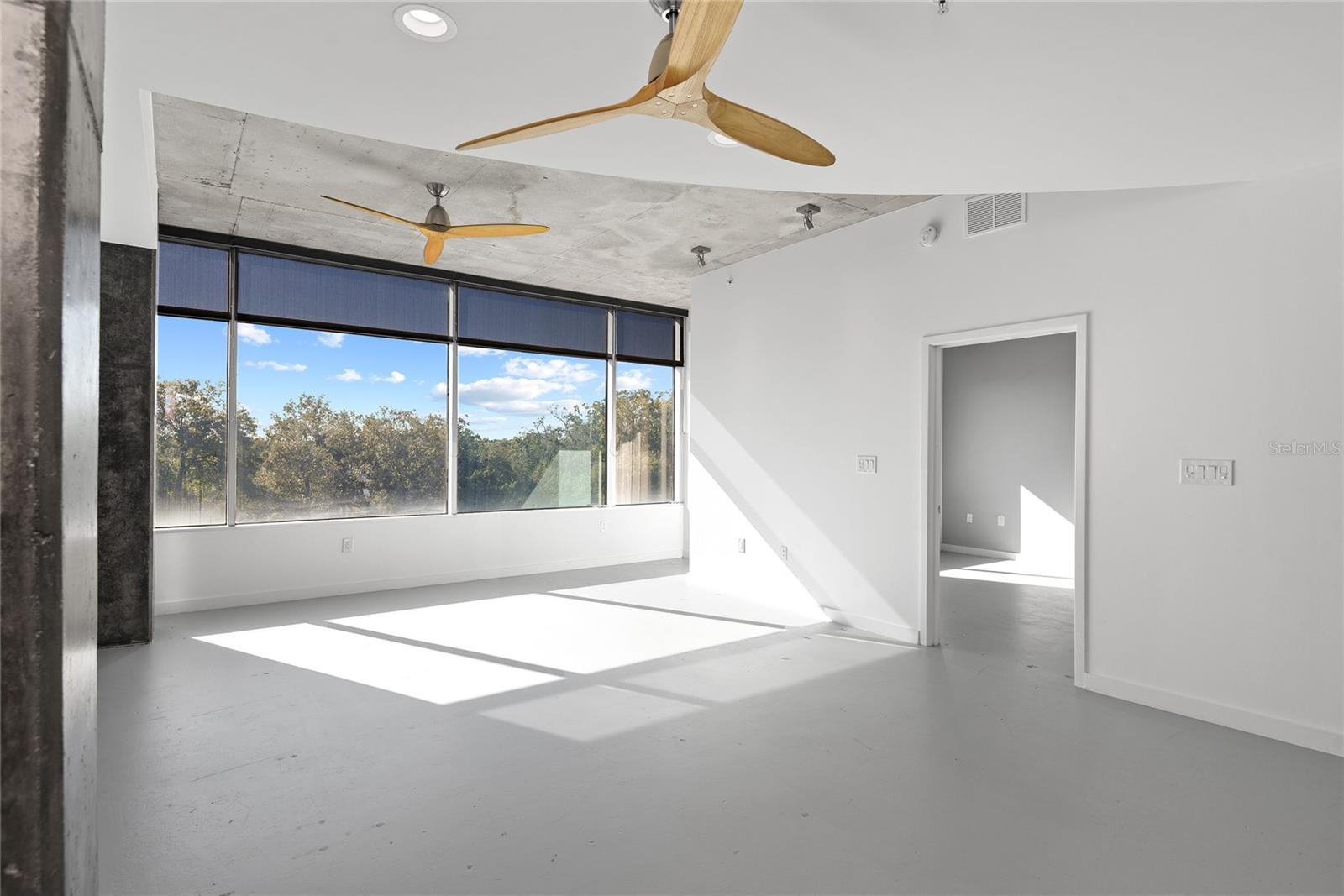 525 E Jackson St #506