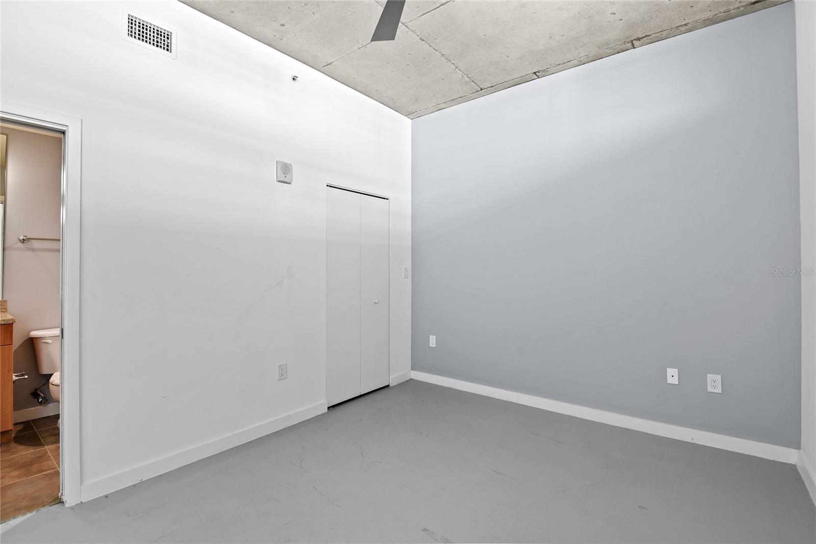 525 E Jackson St #506