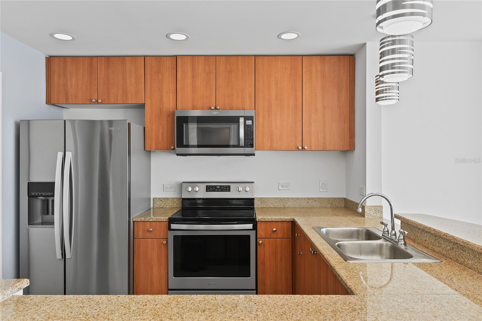 525 E Jackson St #506