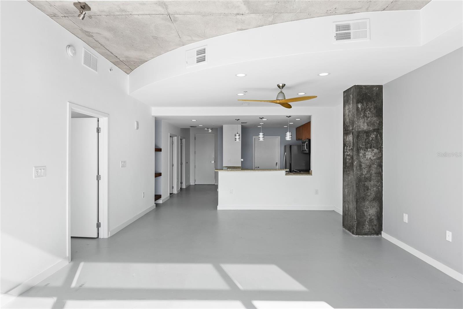 525 E Jackson St #506