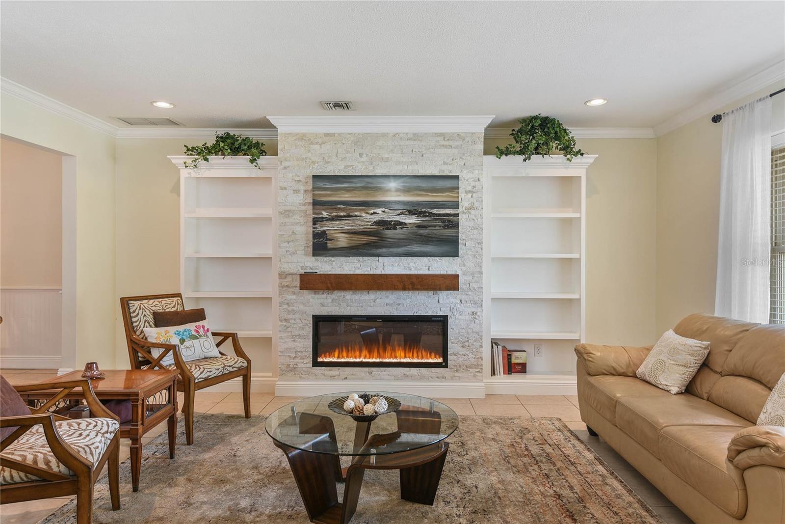 2910 Lake Arnold Pl