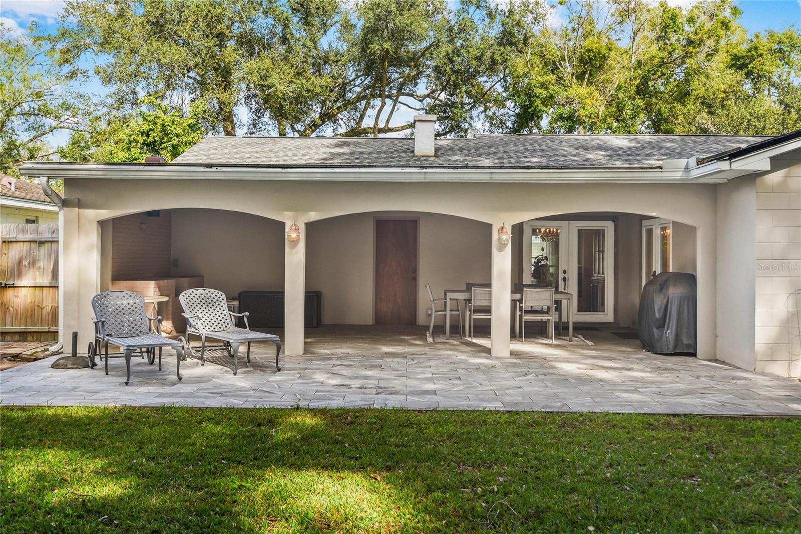 2910 Lake Arnold Pl