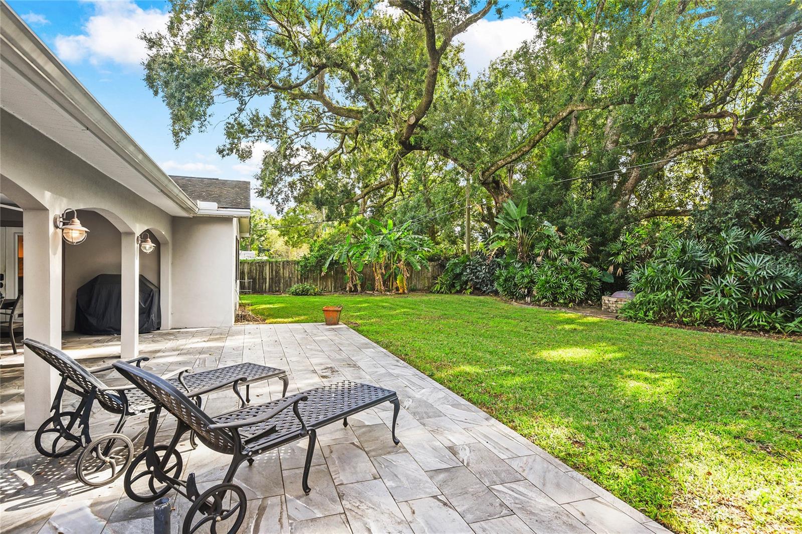 2910 Lake Arnold Pl