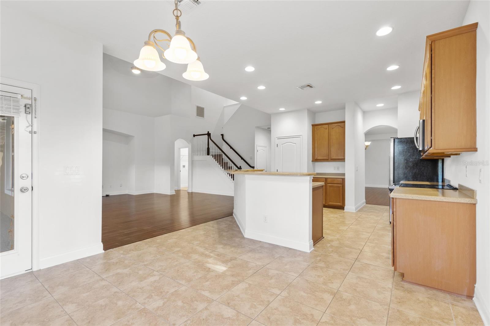7212 Halton Ct