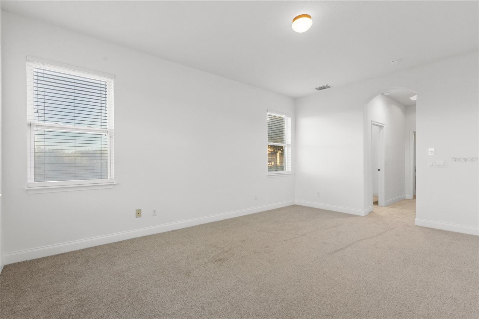 7212 Halton Ct