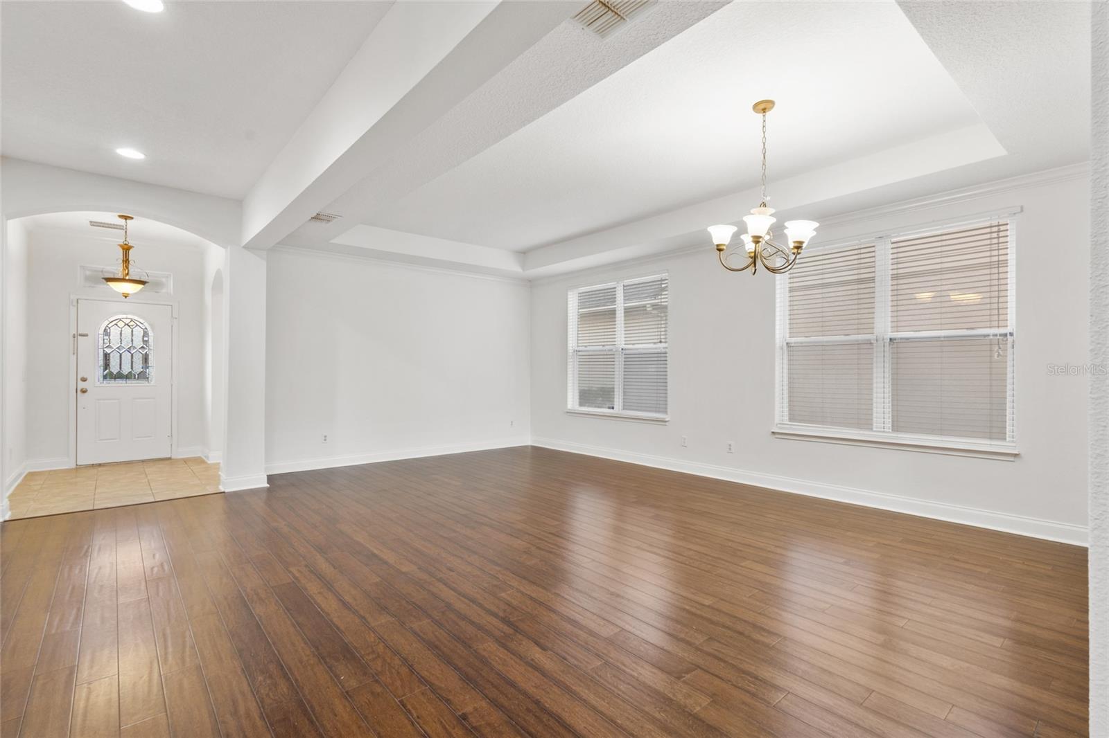 7212 Halton Ct