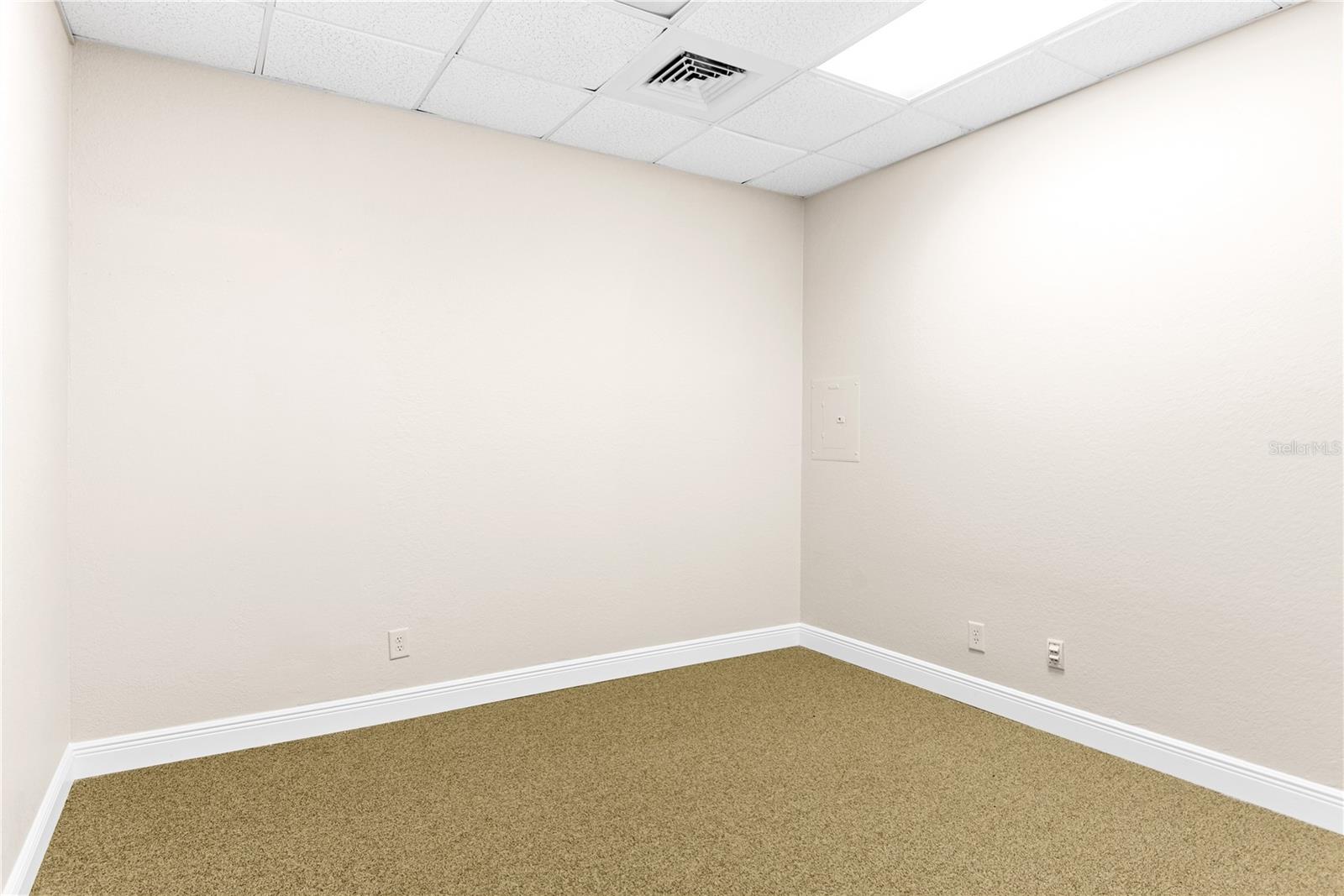 2020 Winter Springs Blvd #2060