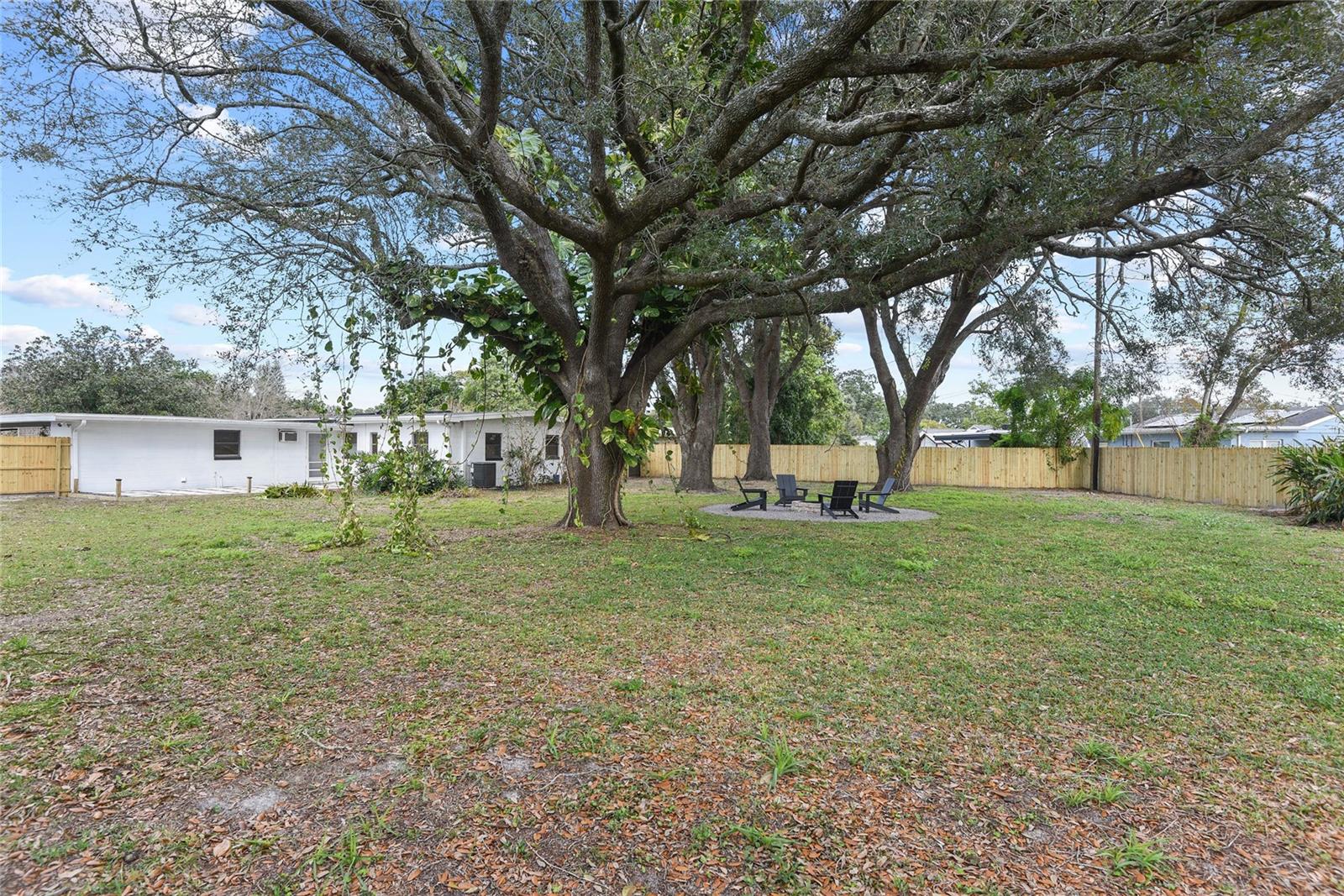 782 Carnation Dr
