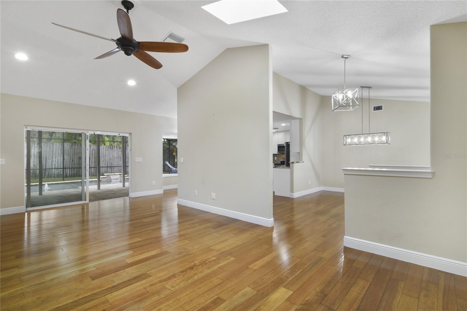 350 Ferdinand Dr