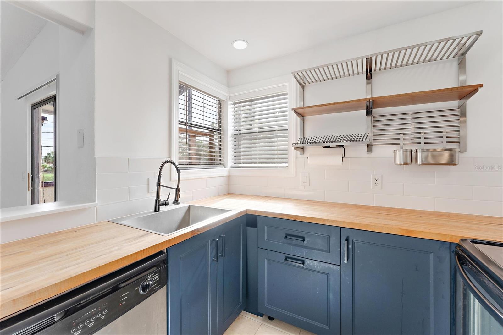 3032 Antique Oaks Cir #148