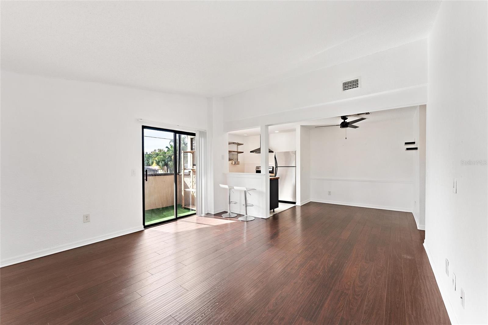 3032 Antique Oaks Cir #148