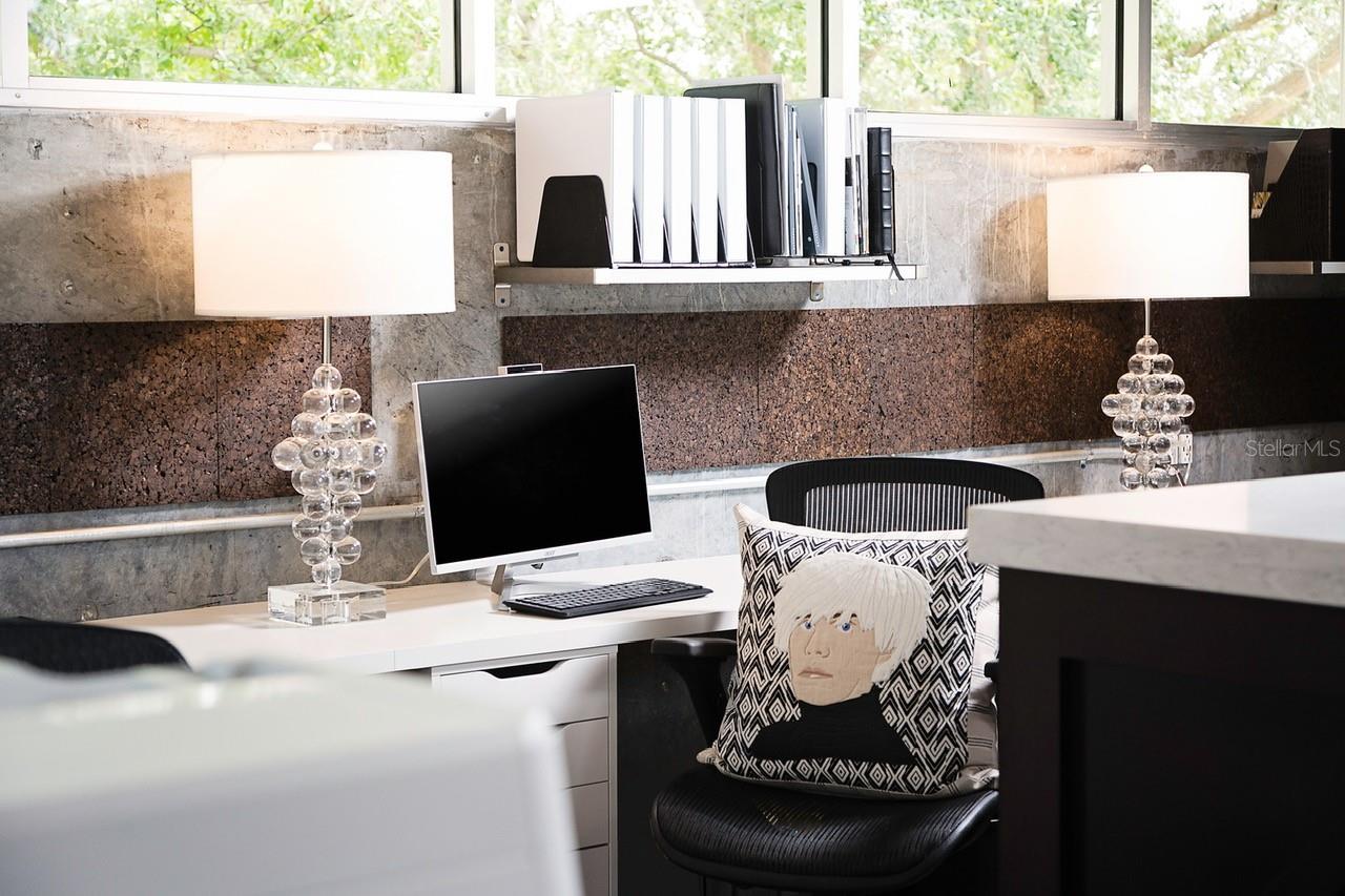 7802 Kingspointe Pkwy #202