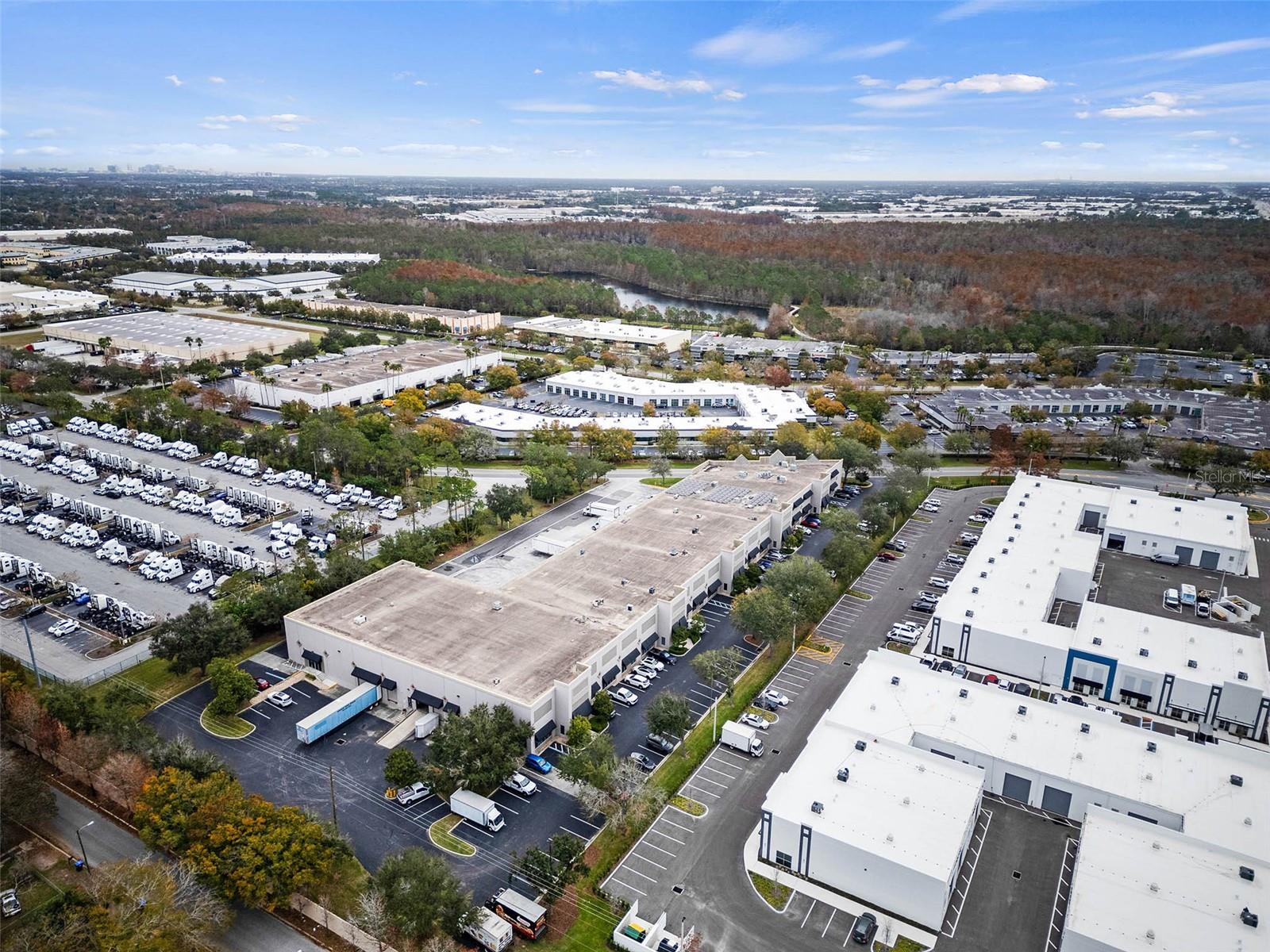 7802 Kingspointe Pkwy #202