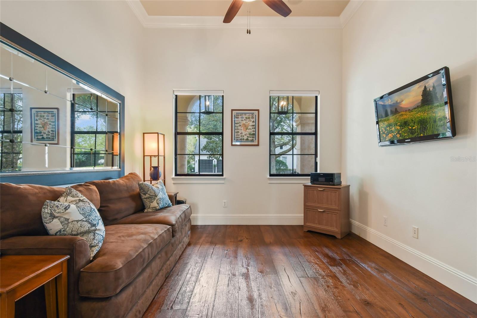 1729 Elizabeths Walk