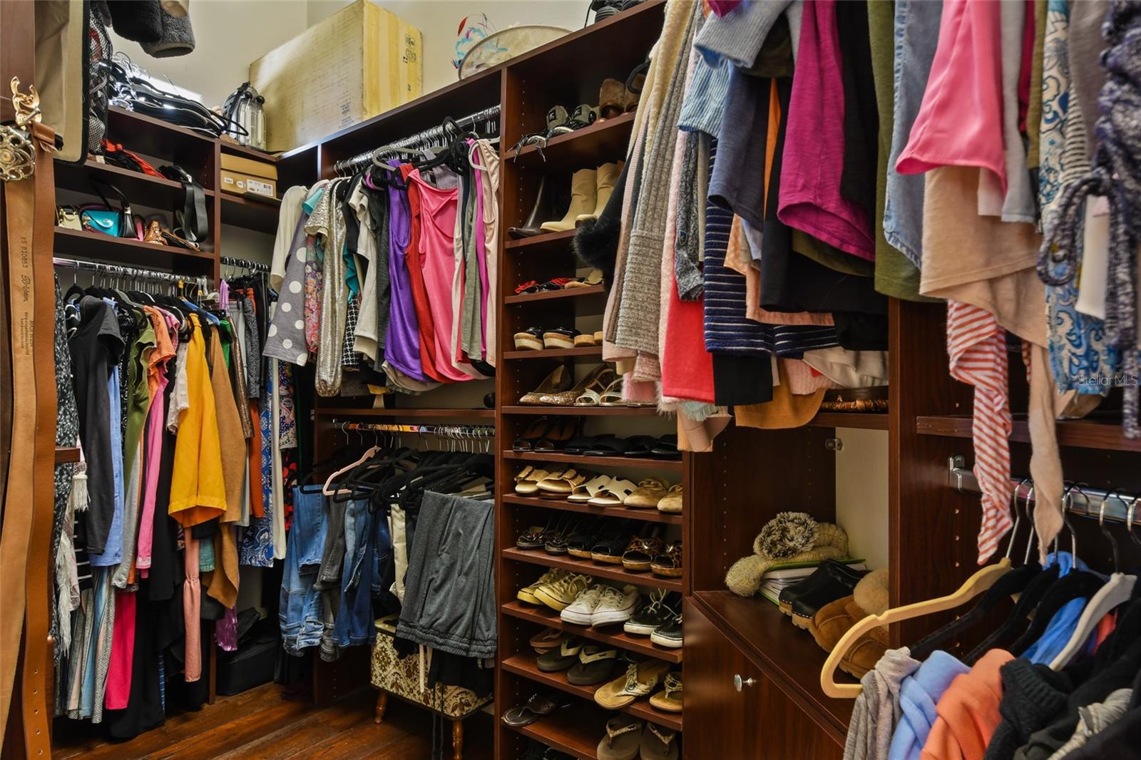 1729 Elizabeths Walk