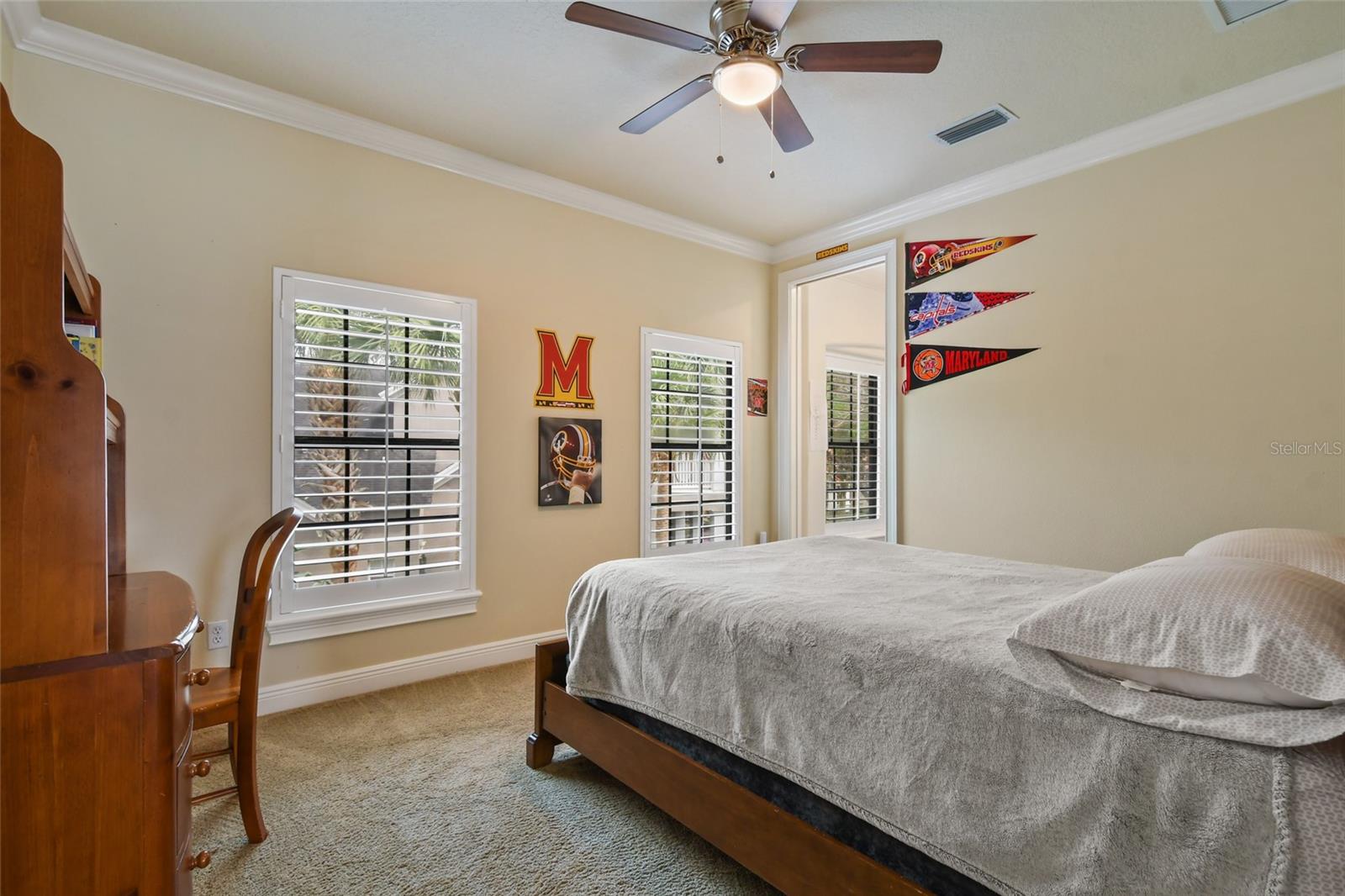 1729 Elizabeths Walk