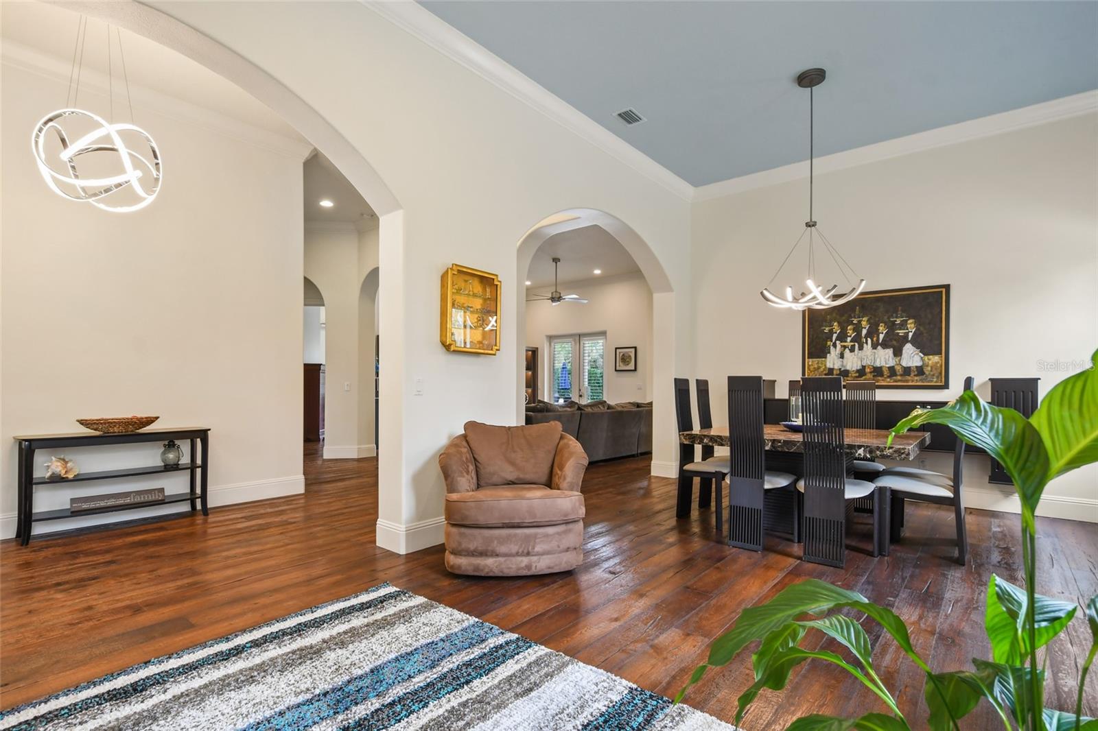 1729 Elizabeths Walk