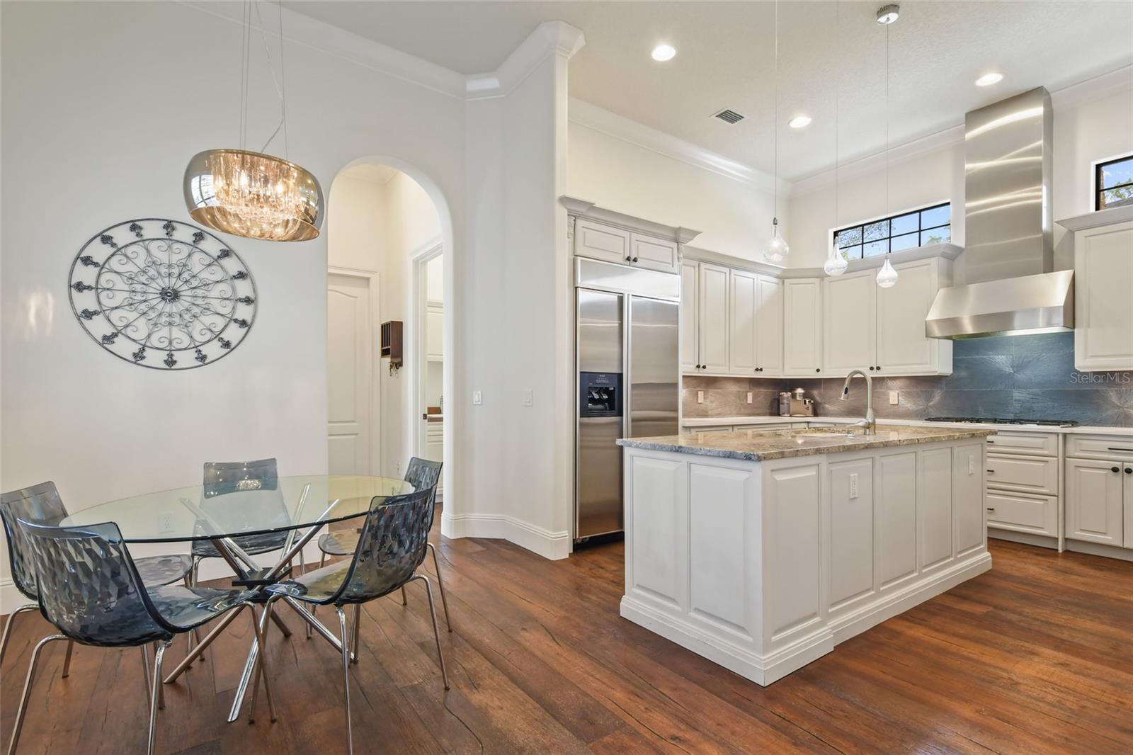 1729 Elizabeths Walk