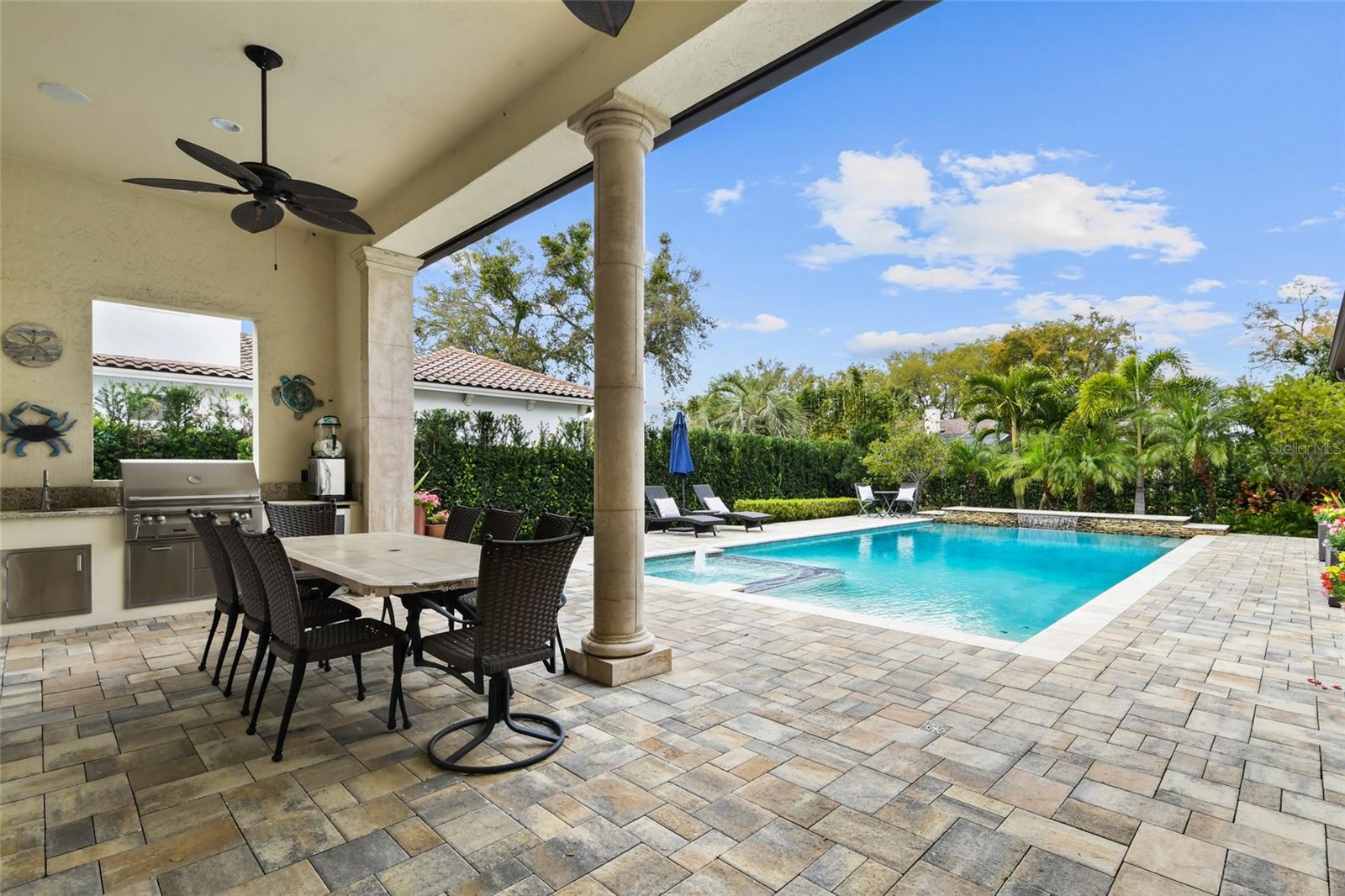 1729 Elizabeths Walk