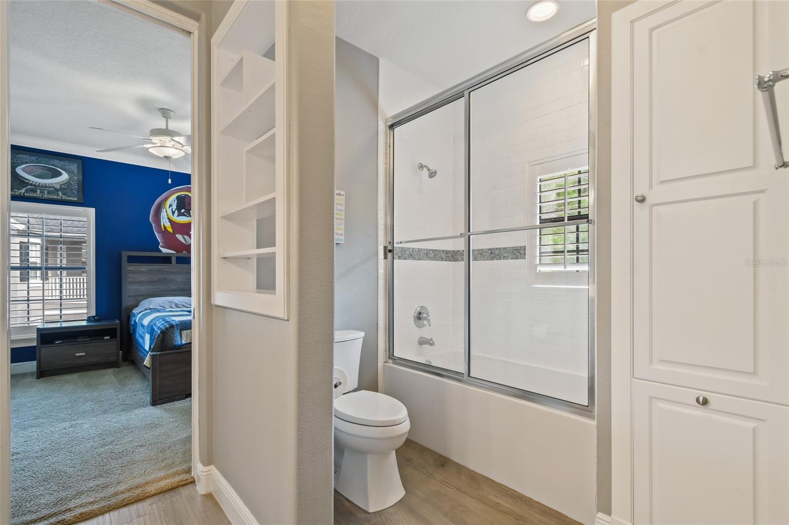 1729 Elizabeths Walk