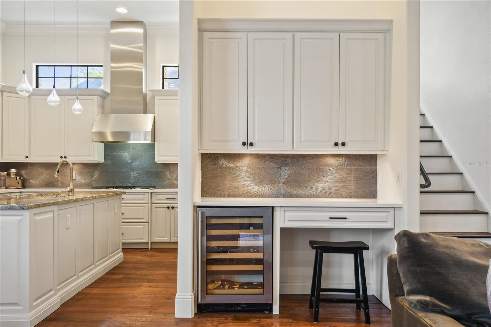 1729 Elizabeths Walk