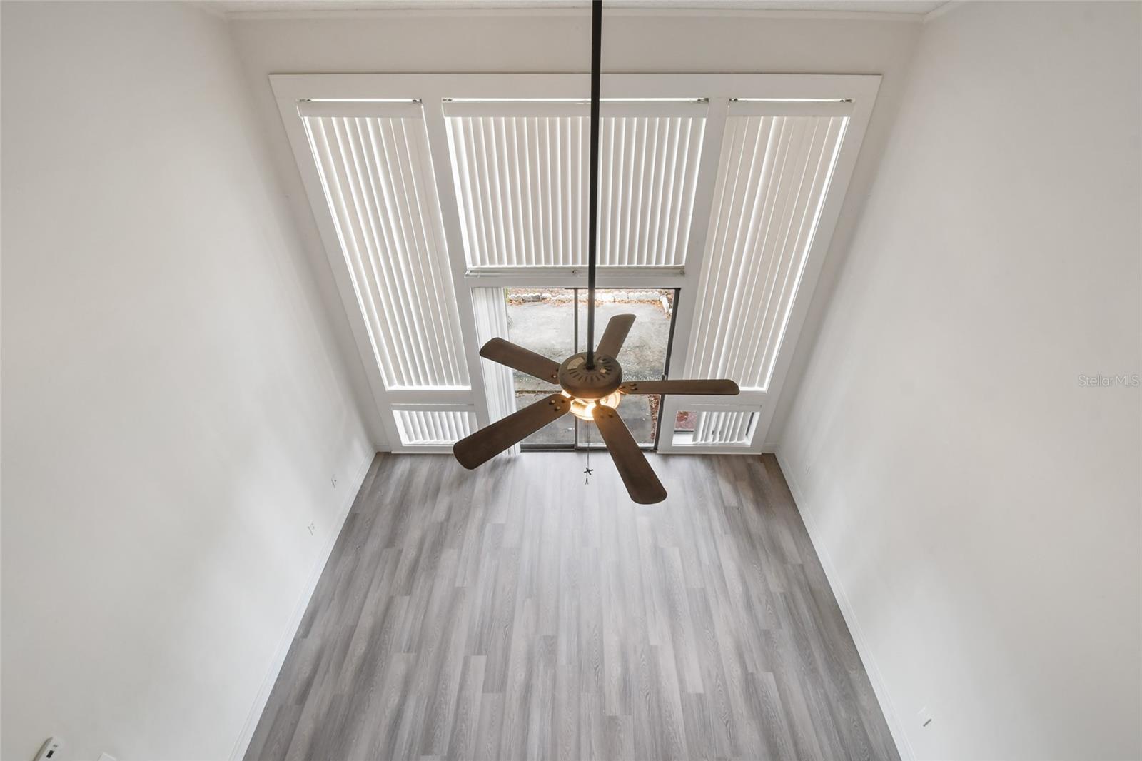 6049 Windhover Dr #B04