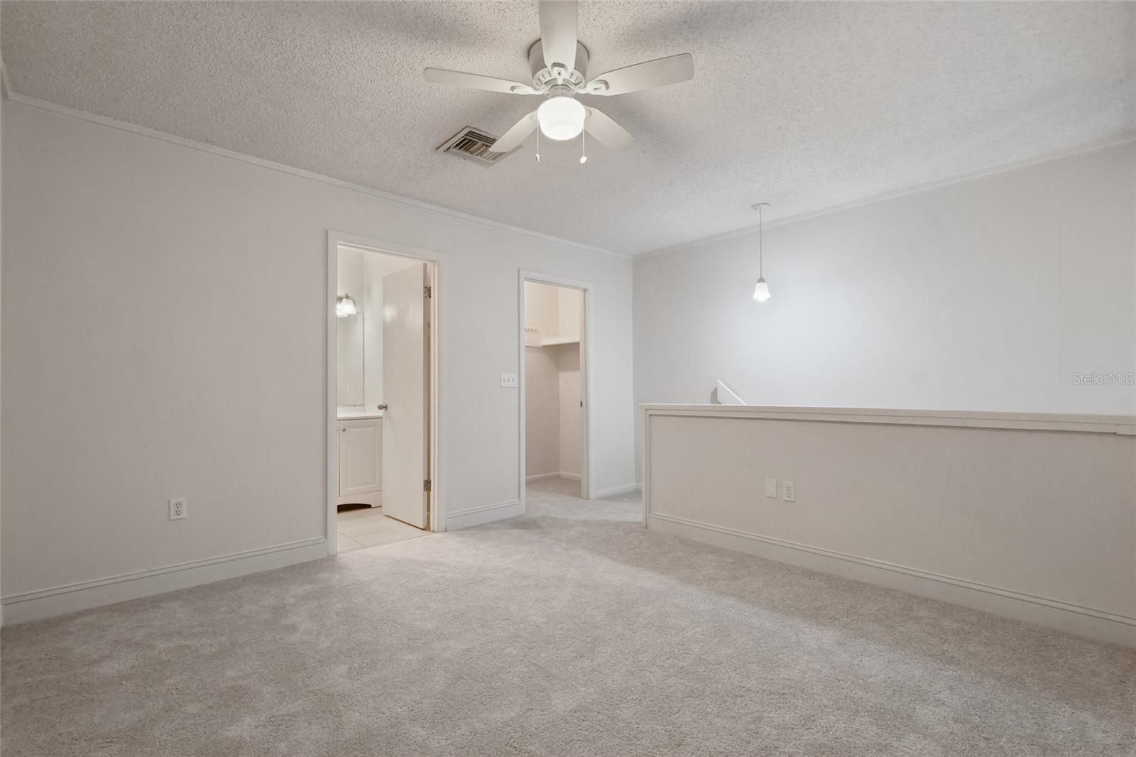 6049 Windhover Dr #B04