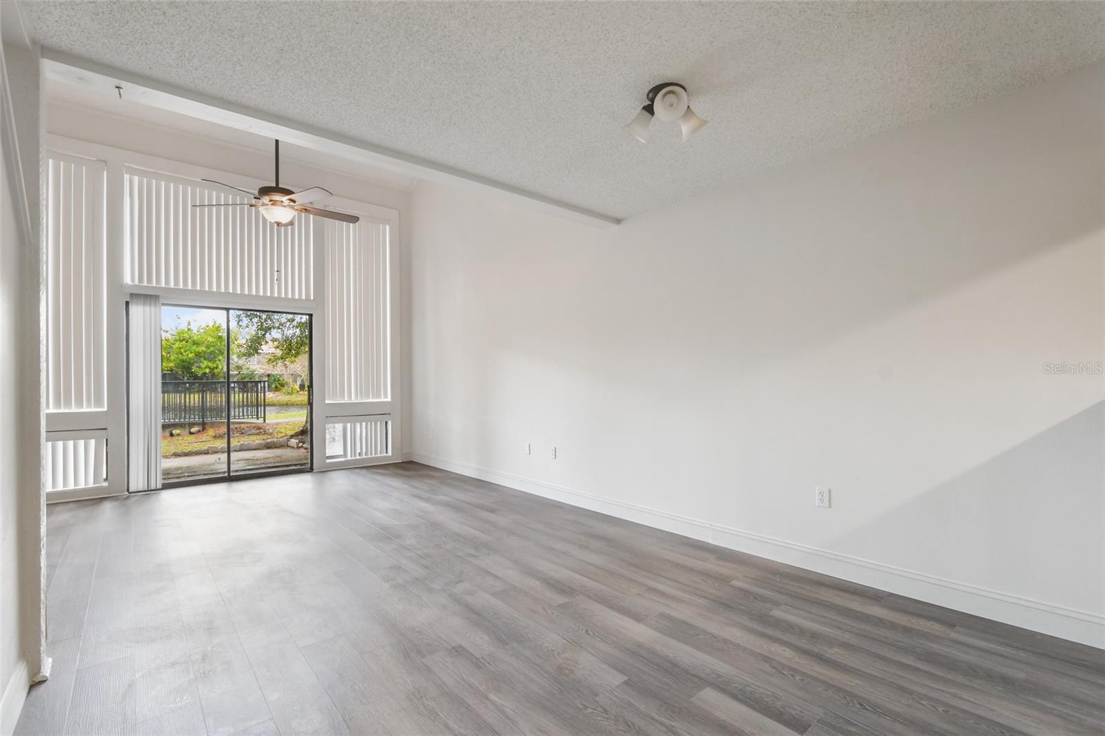 6049 Windhover Dr #B04