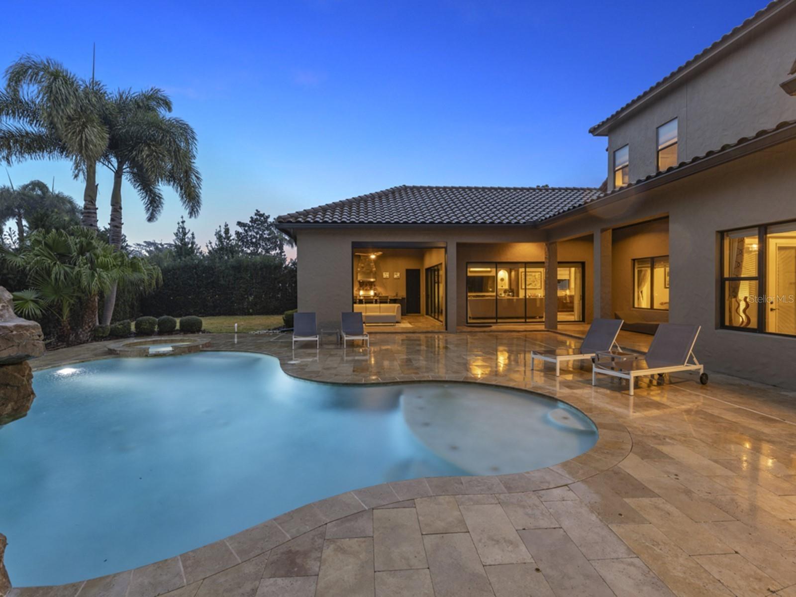 11412 Waterstone Loop Dr