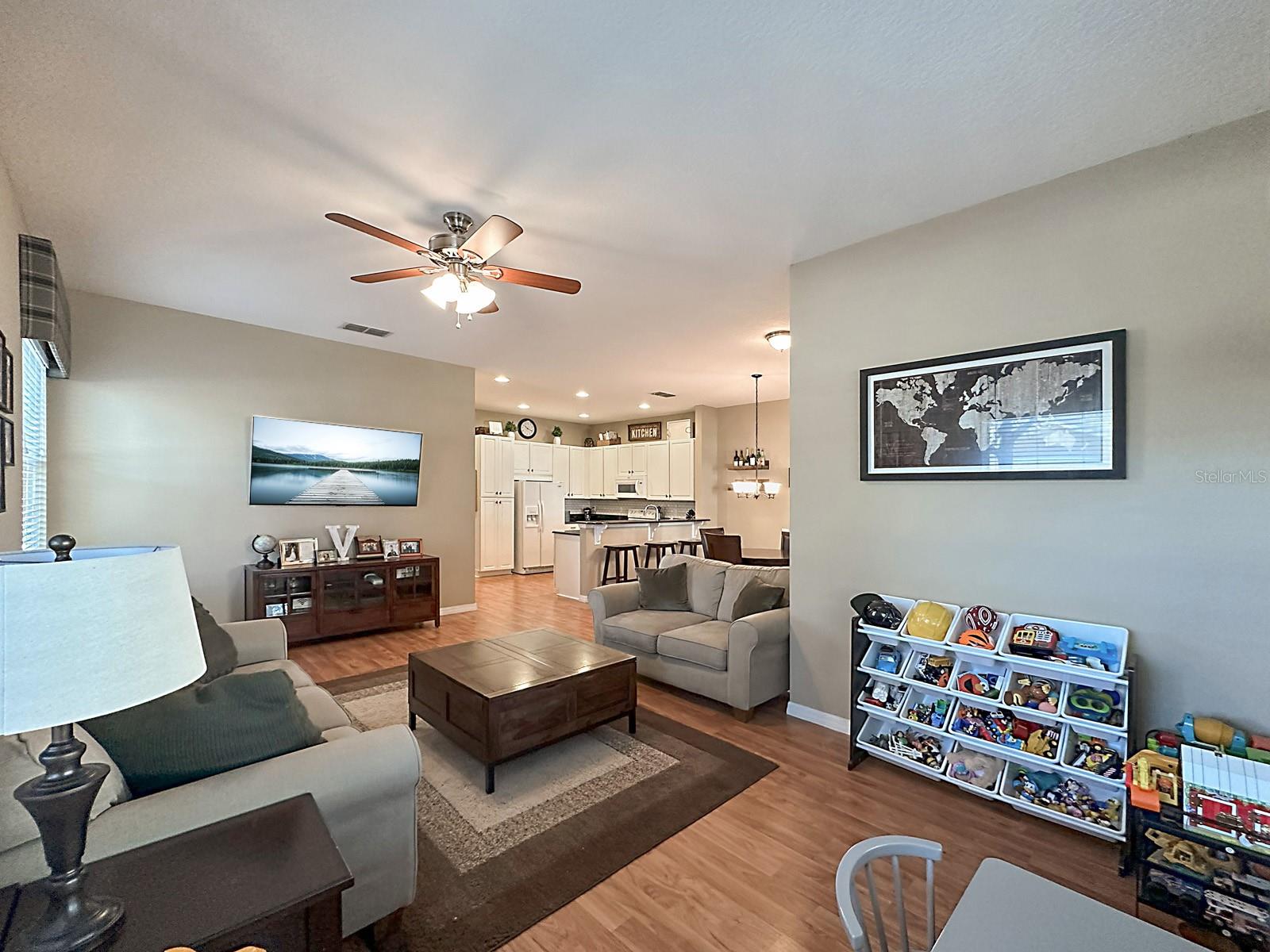 6536 Helmsley Cir