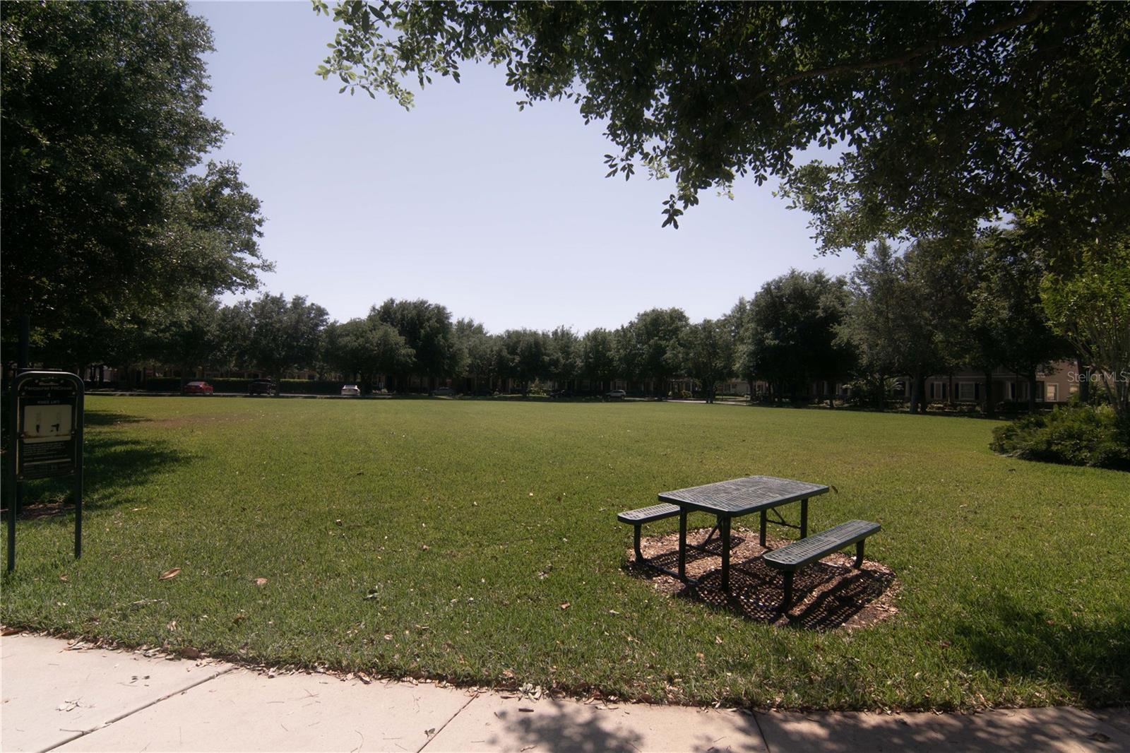 6536 Helmsley Cir