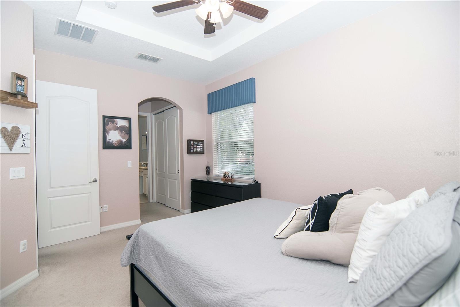6536 Helmsley Cir