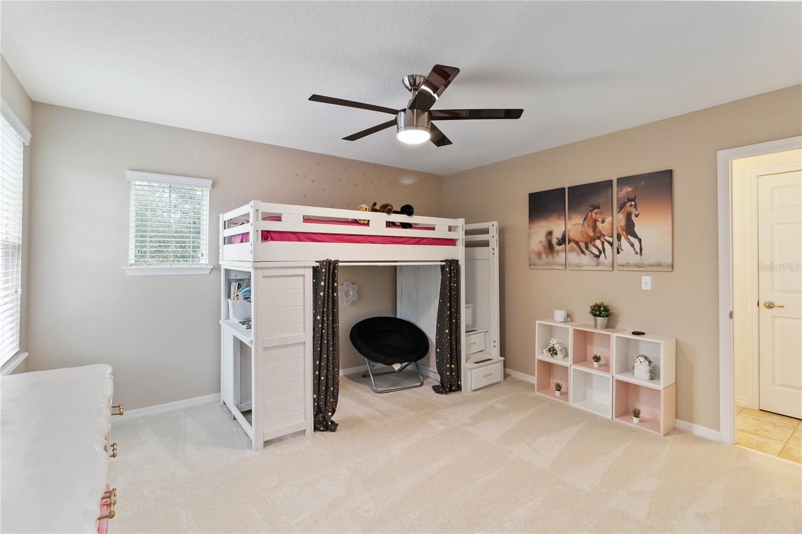 6025 Roseate Spoonbill Dr