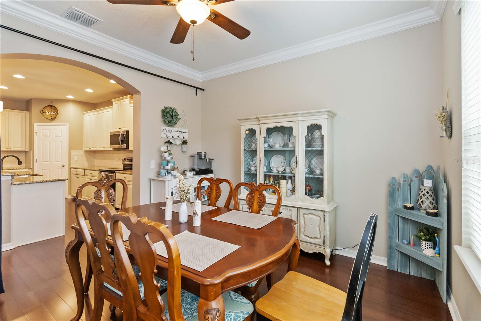 6025 Roseate Spoonbill Dr