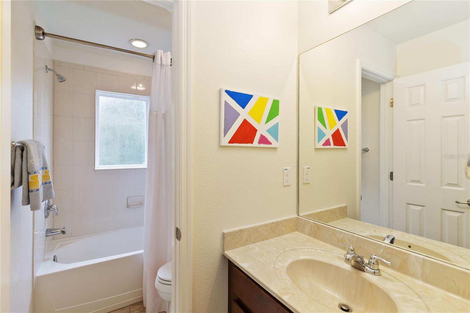 6025 Roseate Spoonbill Dr