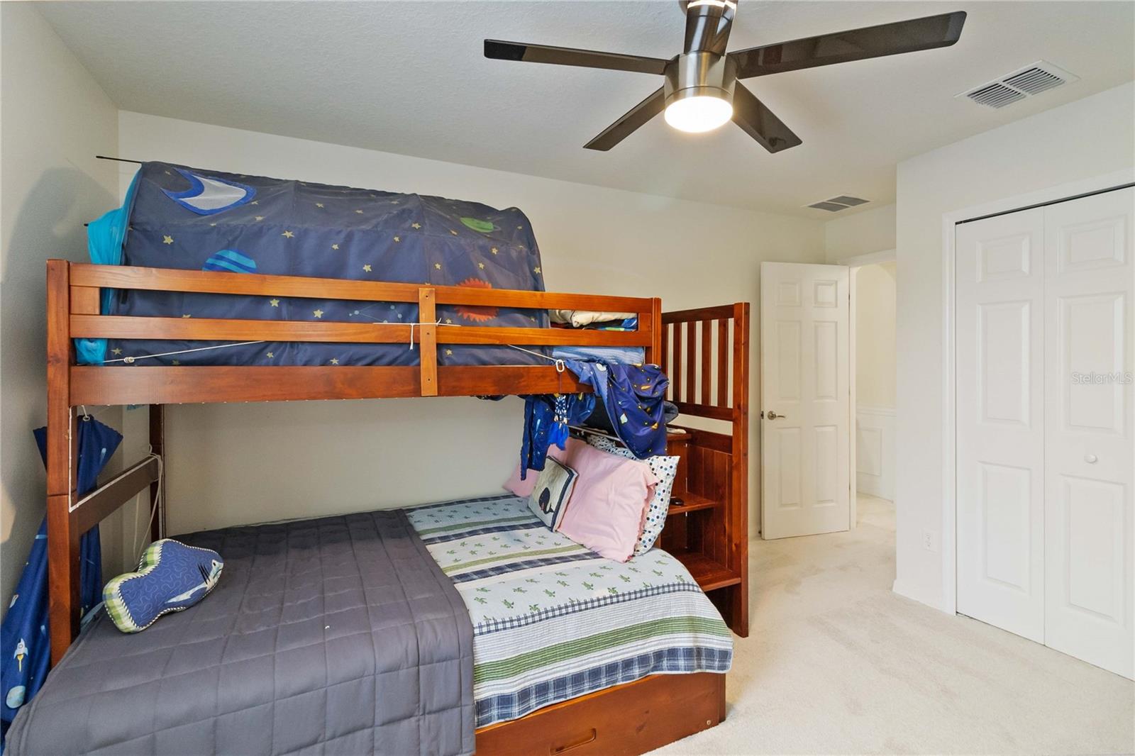 6025 Roseate Spoonbill Dr