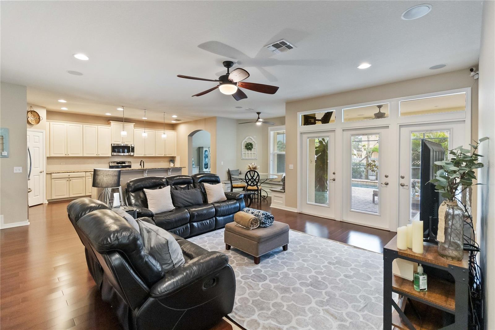 6025 Roseate Spoonbill Dr