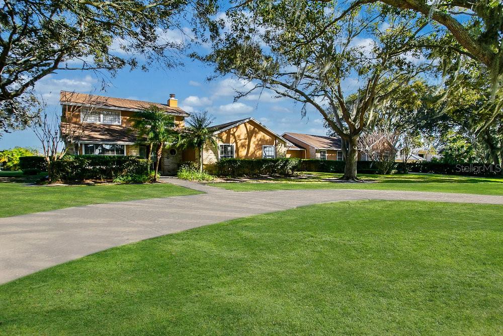 255 Deer Isle Dr
