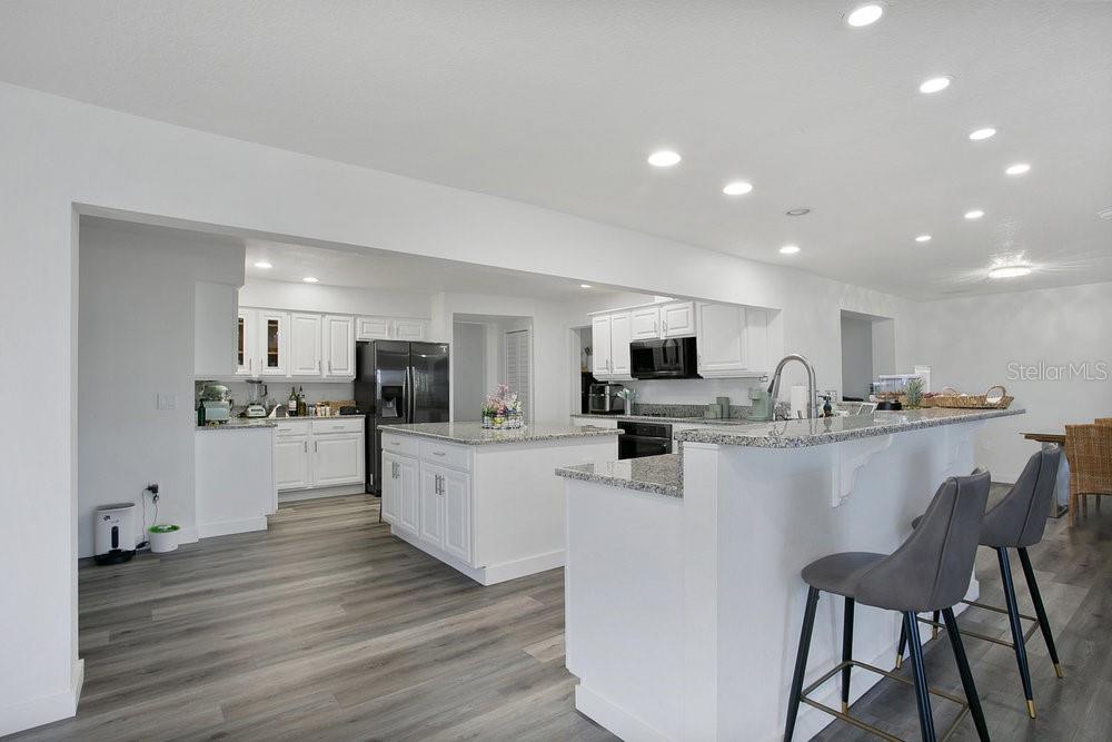 255 Deer Isle Dr