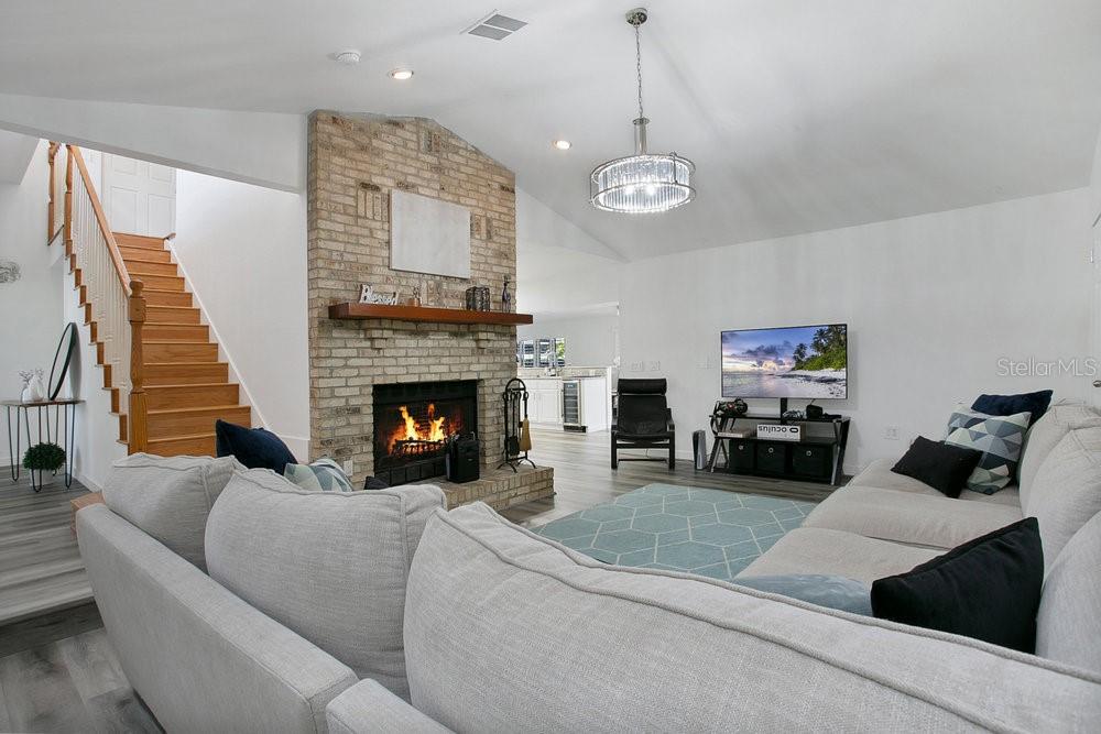 255 Deer Isle Dr