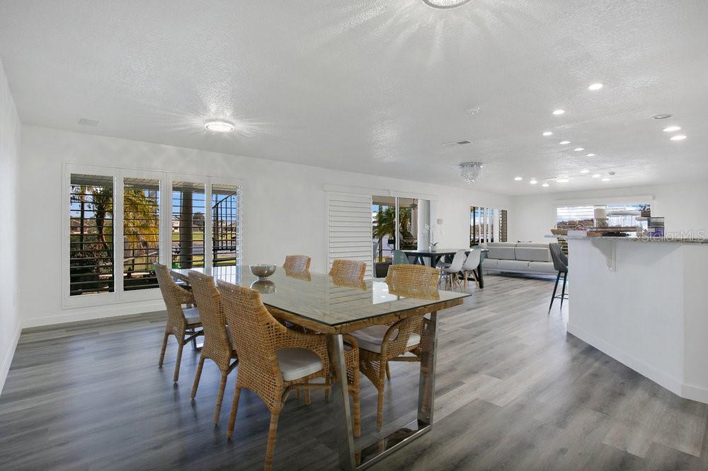 255 Deer Isle Dr