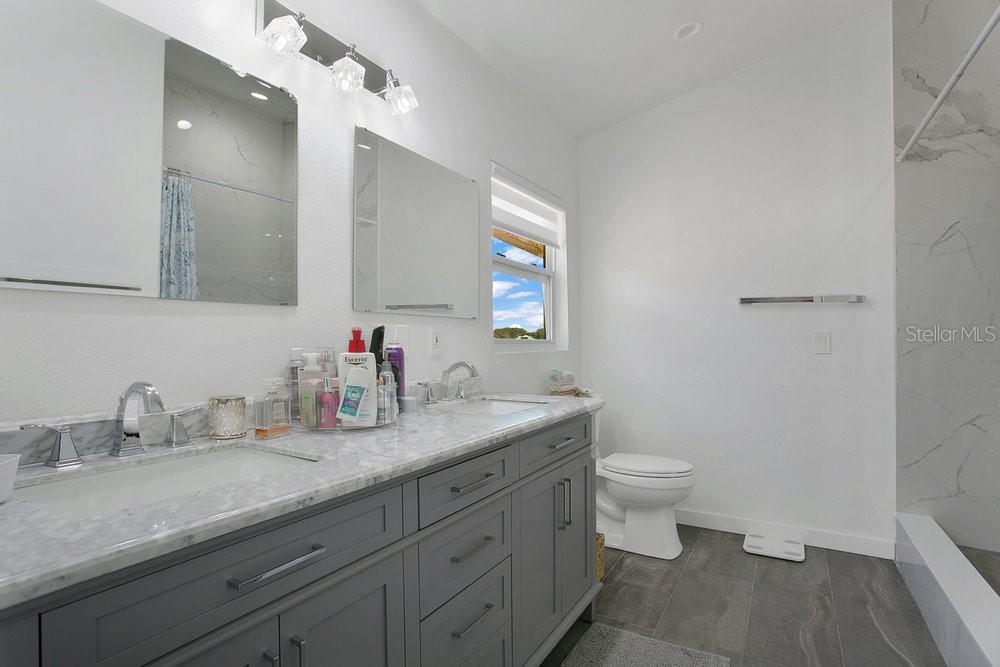 255 Deer Isle Dr