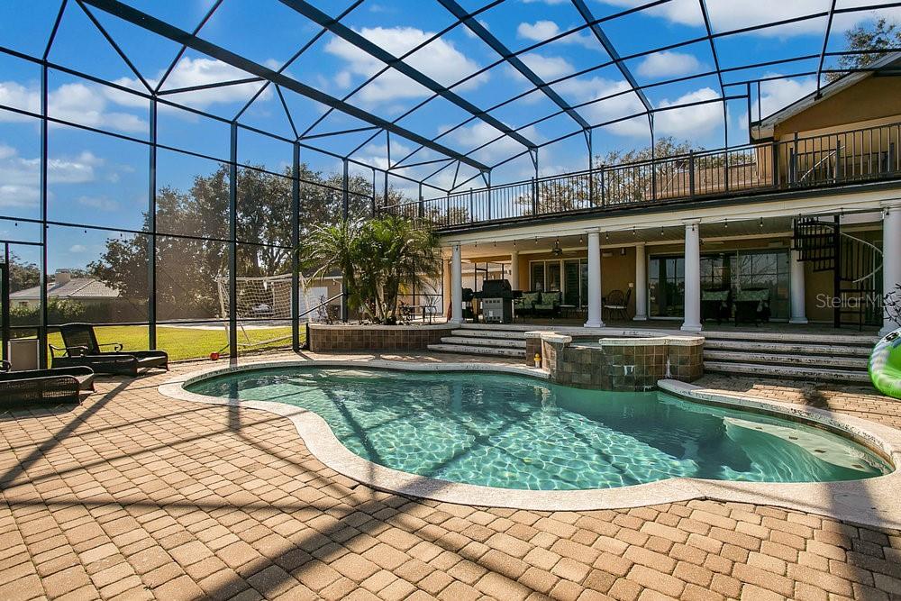 255 Deer Isle Dr