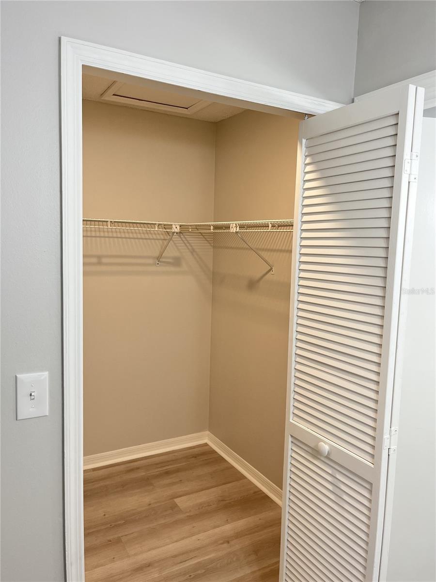 549 Sun Ridge Pl #208