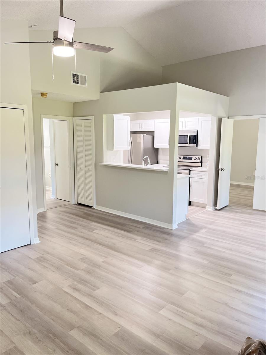 549 Sun Ridge Pl #208