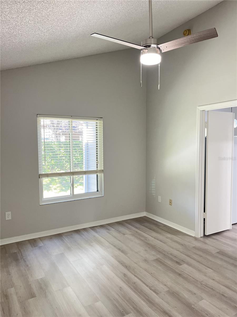 549 Sun Ridge Pl #208