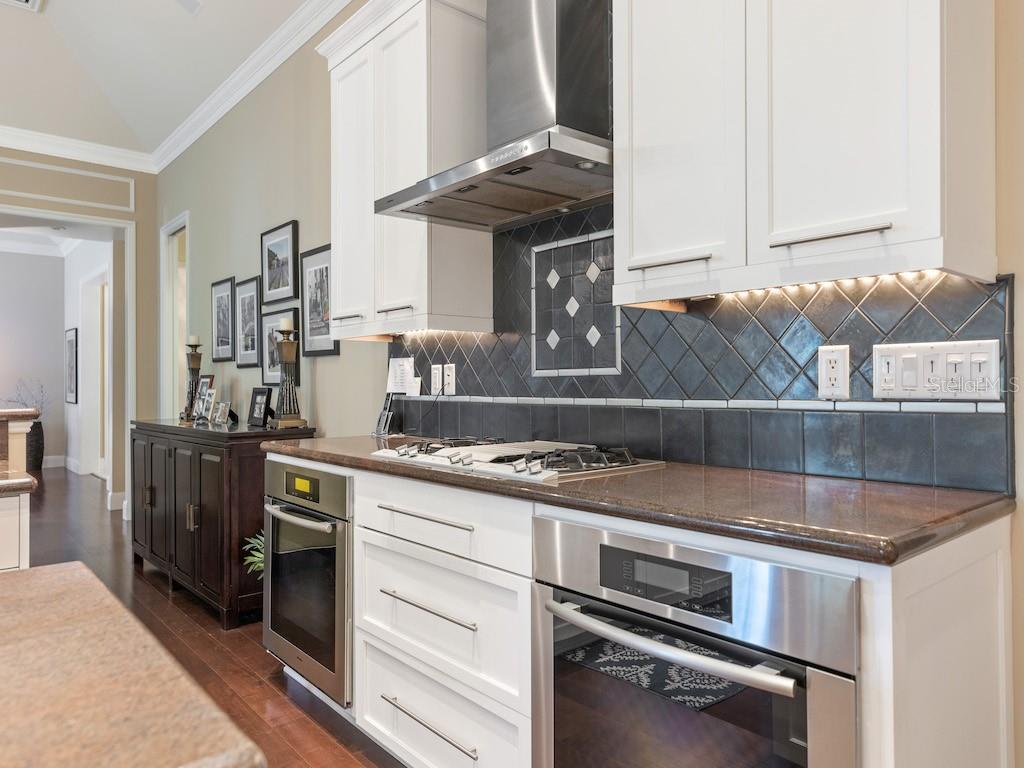 1516 W Camino Del Rio