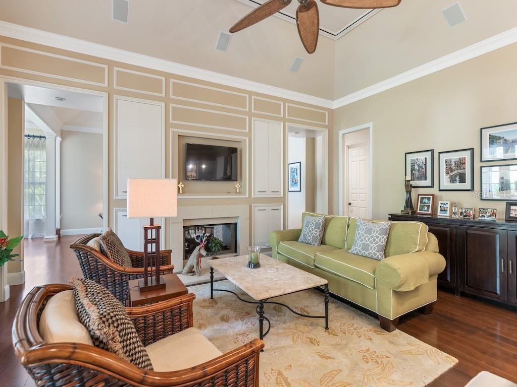 1516 W Camino Del Rio